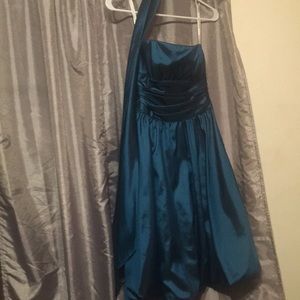 Dressy dress/ prom dress